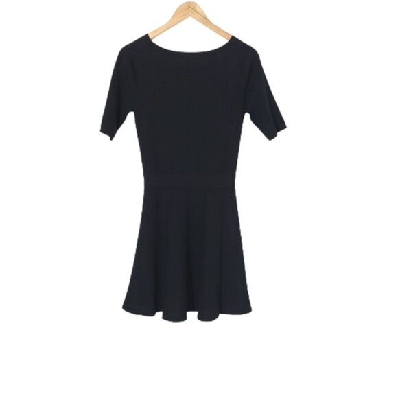 CLUB MONACO Black Short Sleeves Fit-n-Flare Knit Sweater Dress Women's Size S - Picture 7 of 13
